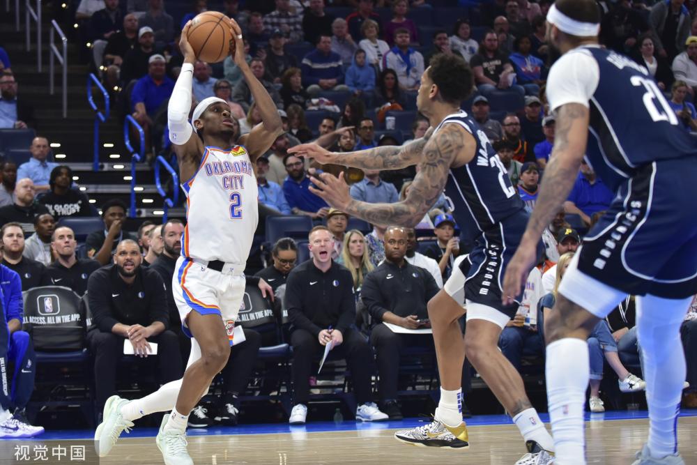 尤其是在球 尤其是在球