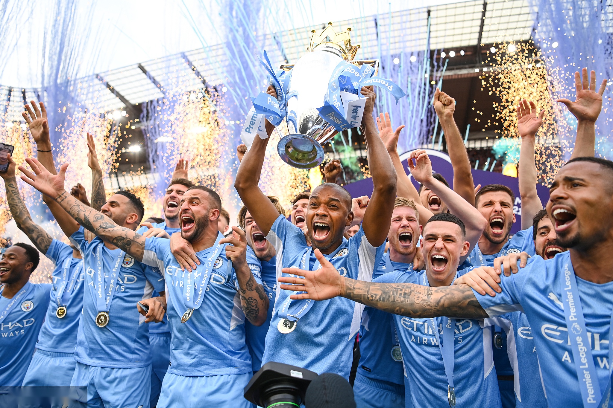 甚至每一位 甚至每一位